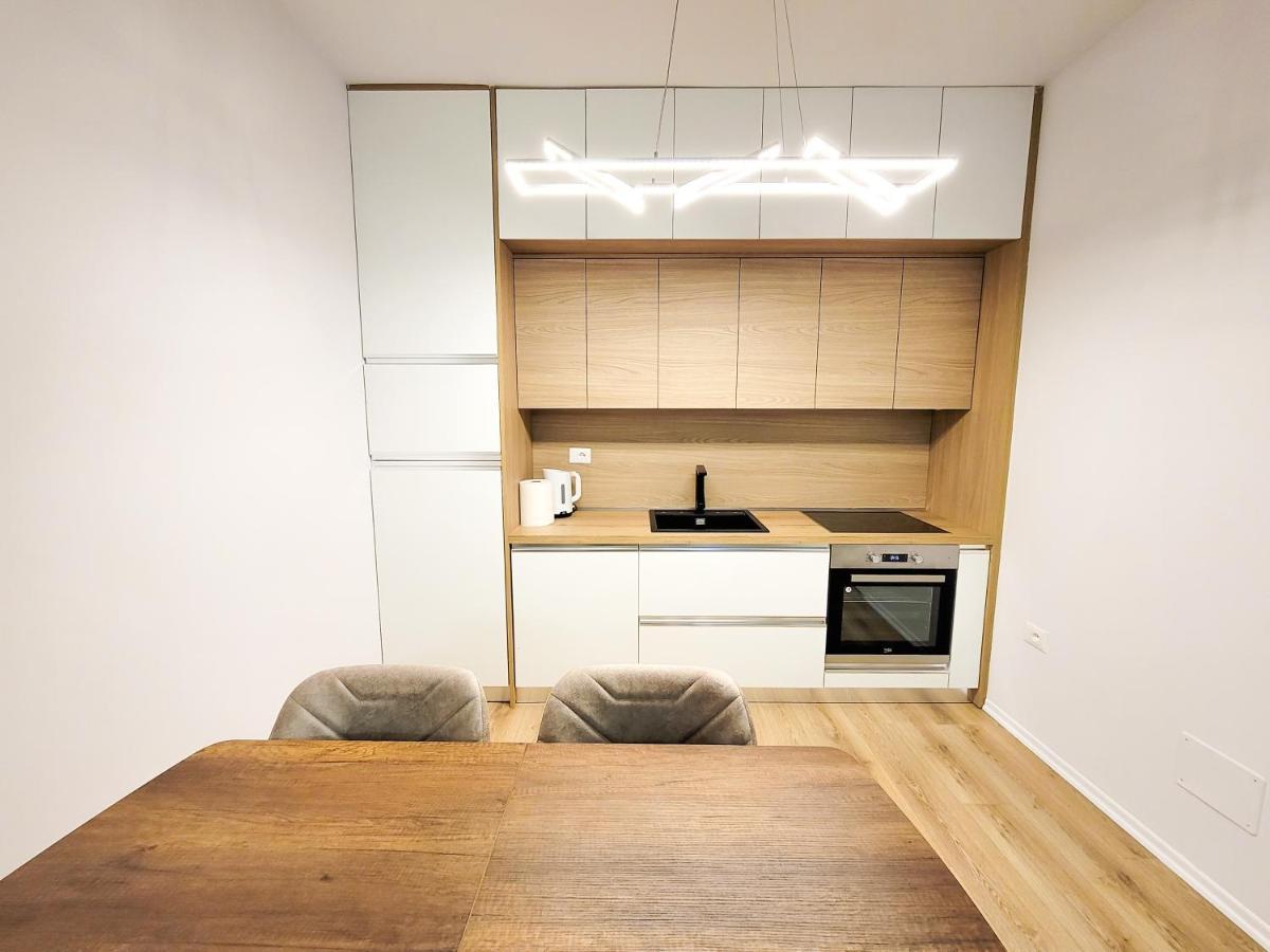 Urban Nest On Boulevard 티라나 외부 사진